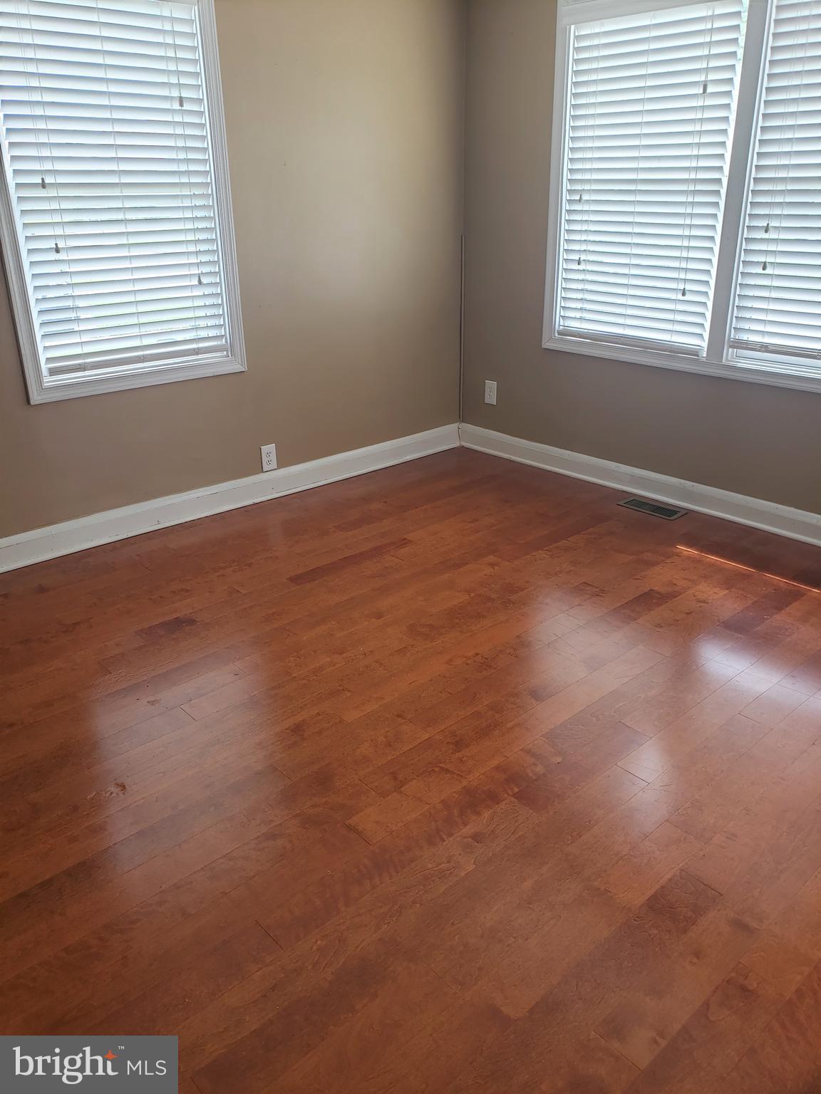 1232 Hilldale Road Baltimore, MD 21237 - Photo 8 of 46