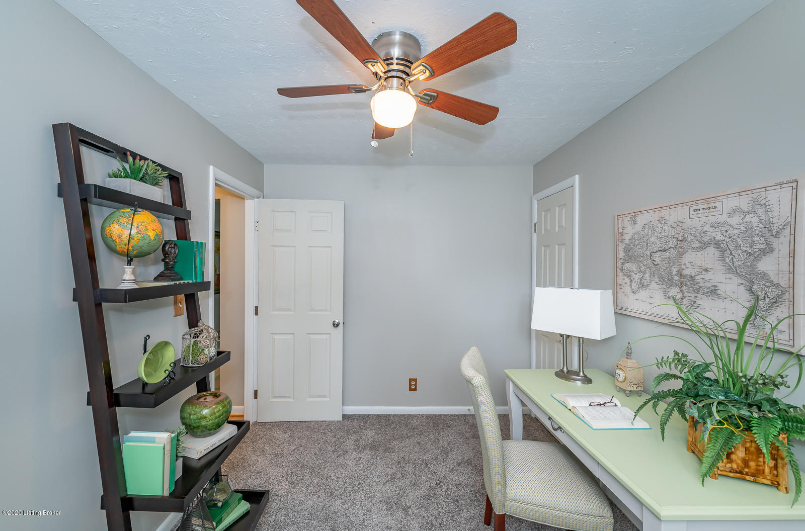 2242 Farnsley Road Louisville, KY 40216 - Photo 22 of 33 2242 Farnsley Rd Shively-13