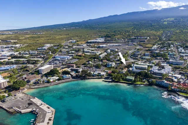 $3,100,000 | 75-5684 Kuakini Highway, Kailua-Kona, HI 96740