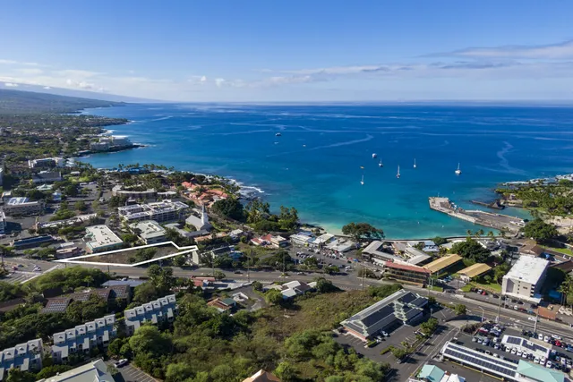 $3,100,000 | 75-5684 Kuakini Highway, Kailua-Kona, HI 96740