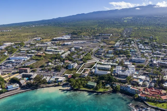 $3,100,000 | 75-5684 Kuakini Highway, Kailua-Kona, HI 96740