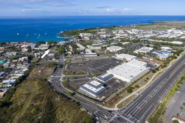 $3,100,000 | 75-5684 Kuakini Highway, Kailua-Kona, HI 96740