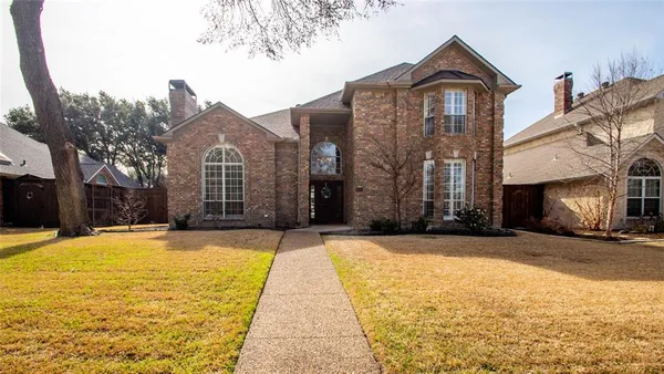 $829,000 | 6332 Woodway Lane, Plano, TX 75093