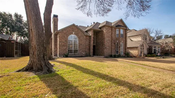 $829,000 | 6332 Woodway Lane, Plano, TX 75093