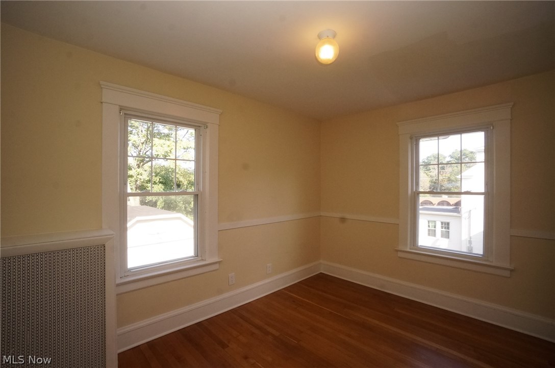 1518 Compton Road Cleveland, OH 44118 - Photo 22 of 34