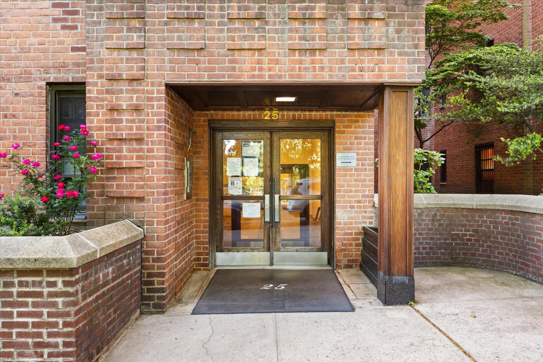 25 Indian Road, Unit 2A Manhattan, NY 10034 - Photo 15 of 19