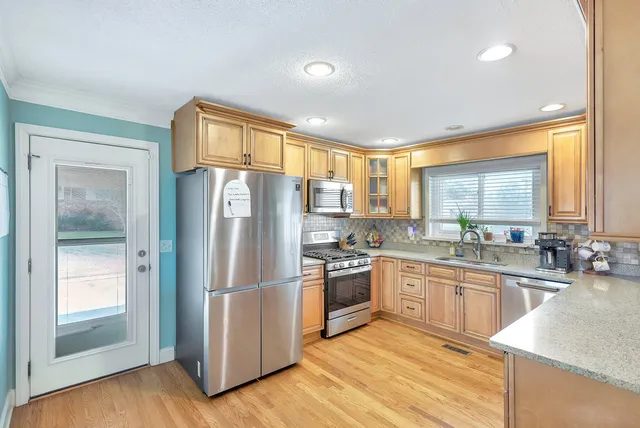 $359,750 | 537 Drayton Circle, Anderson, SC 29621