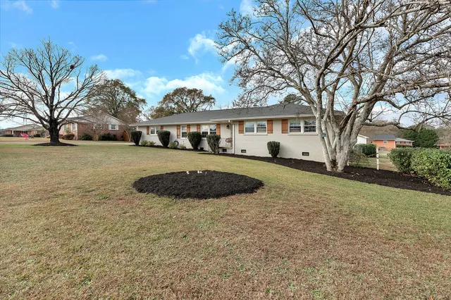 $359,750 | 537 Drayton Circle, Anderson, SC 29621