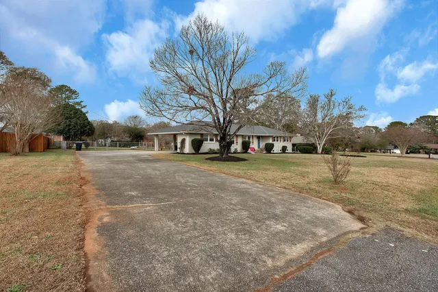 $359,750 | 537 Drayton Circle, Anderson, SC 29621