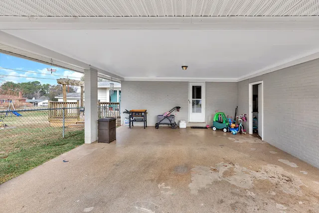 $359,750 | 537 Drayton Circle, Anderson, SC 29621