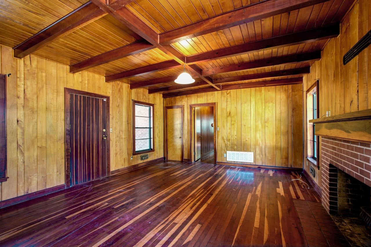 1606 Myrick Road Tallahassee, FL 32303 - Photo 4 of 24 Gallery Image 4
