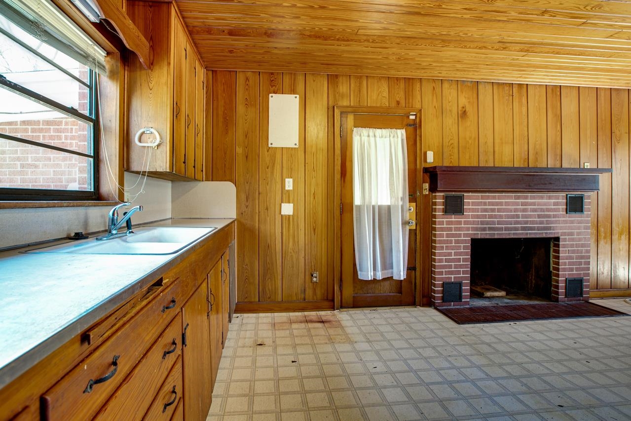 1606 Myrick Road Tallahassee, FL 32303 - Photo 7 of 24 Gallery Image 7