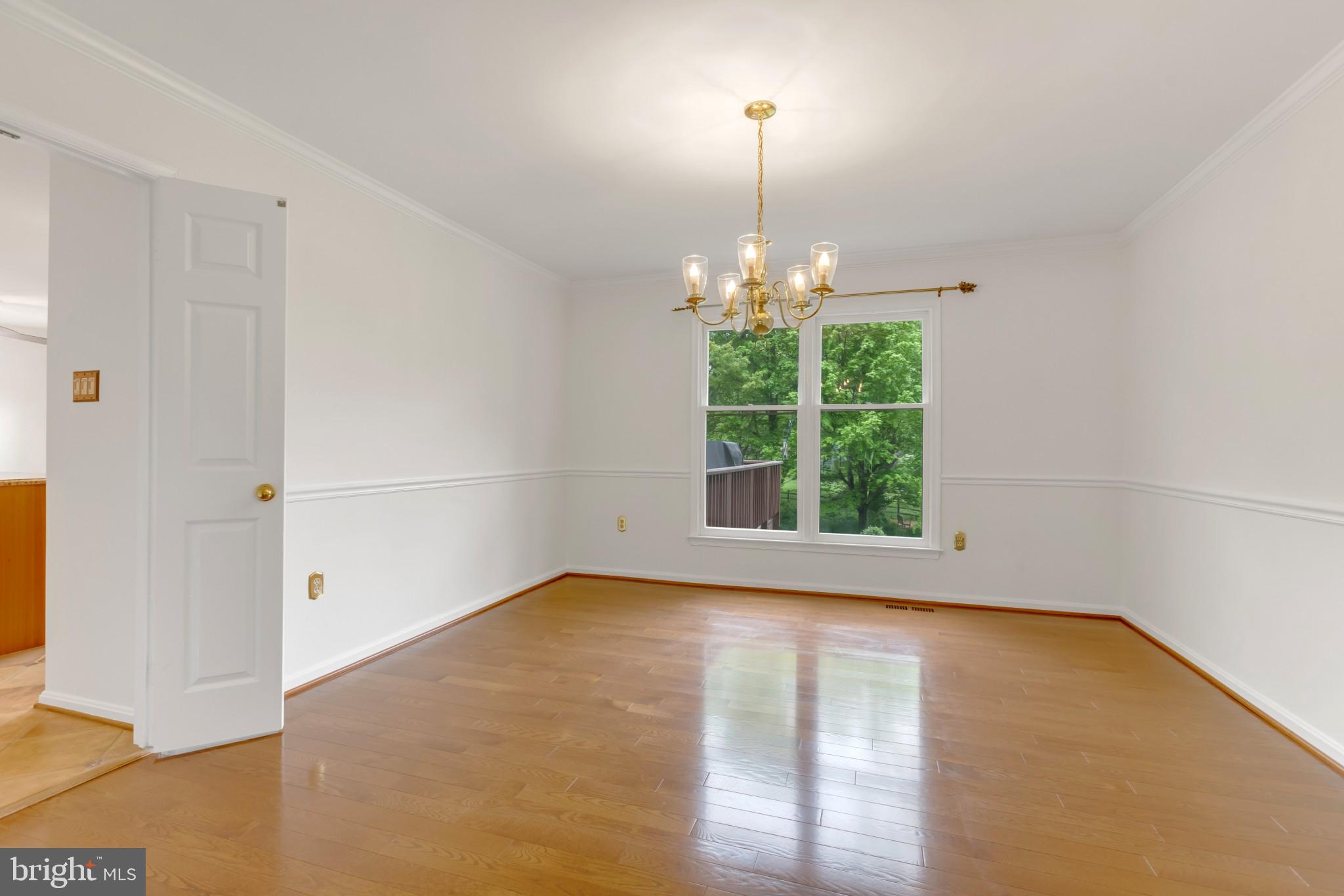 1921 Morningmist Drive Silver Spring, MD 20906 - Photo 6 of 38 Dining room