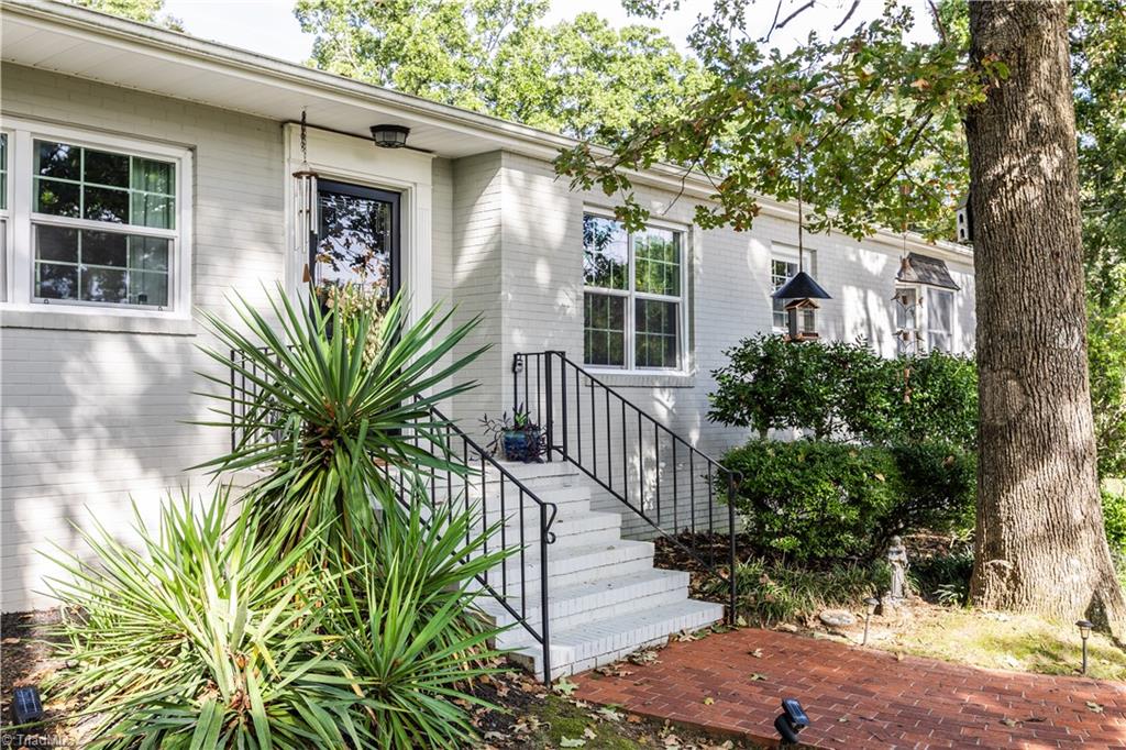 604 Dublin Road Asheboro, NC 27203 - Photo 1 of 40 Gallery Image 1