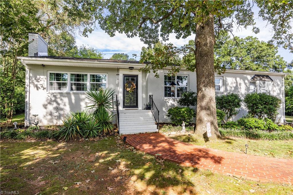 604 Dublin Road Asheboro, NC 27203 - Photo 3 of 40 Gallery Image 3