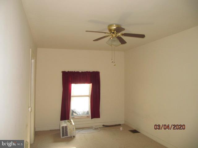 124 Locust Street Hanover, PA 17331 - Photo 9 of 21 BEDROOM 2