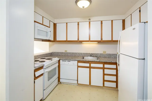 $2,400 | 747 Wiliwili Street, Unit 1502, Honolulu, HI 96826