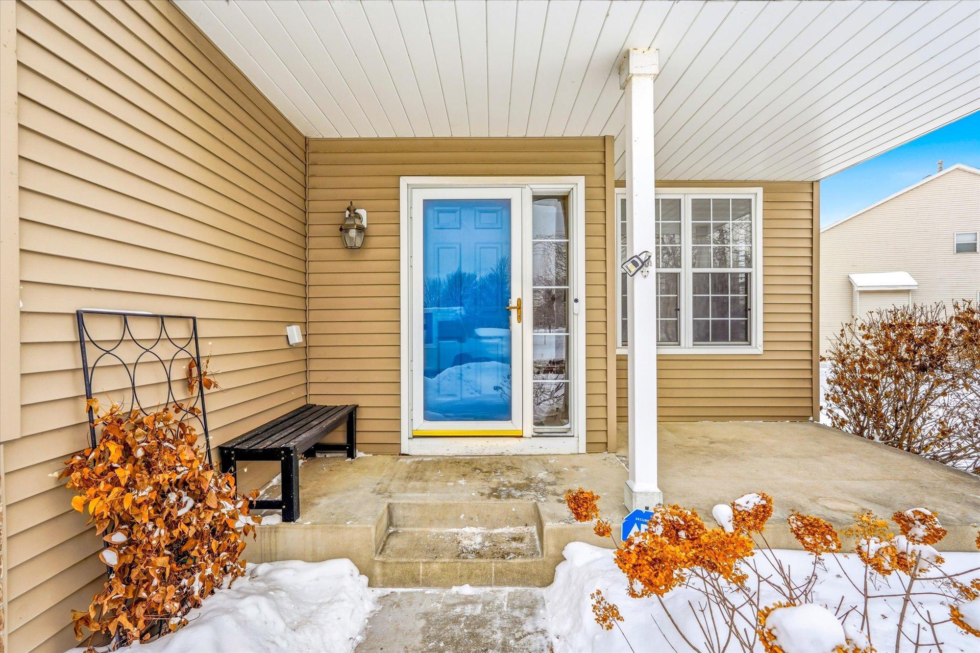 18053 90th Place North Maple Grove, MN 55311 - Photo 3 of 43