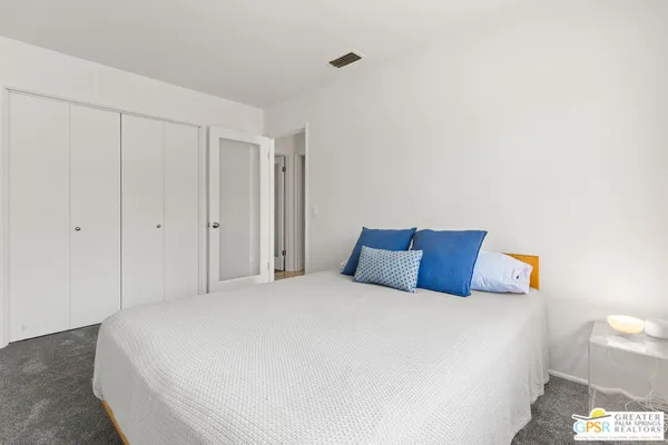 $995,000 | 530 North Calle Rolph, Palm Springs, CA 92262