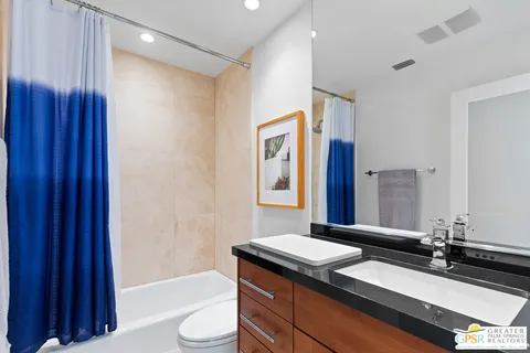 $1,095,000 | 530 North Calle Rolph, Palm Springs, CA 92262