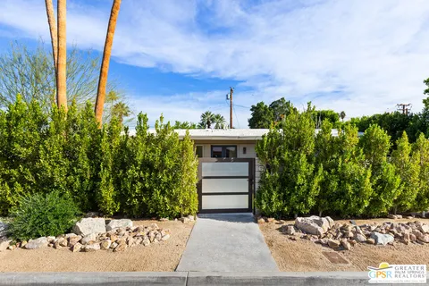 $1,095,000 | 530 North Calle Rolph, Palm Springs, CA 92262