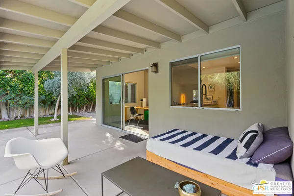 $995,000 | 530 North Calle Rolph, Palm Springs, CA 92262