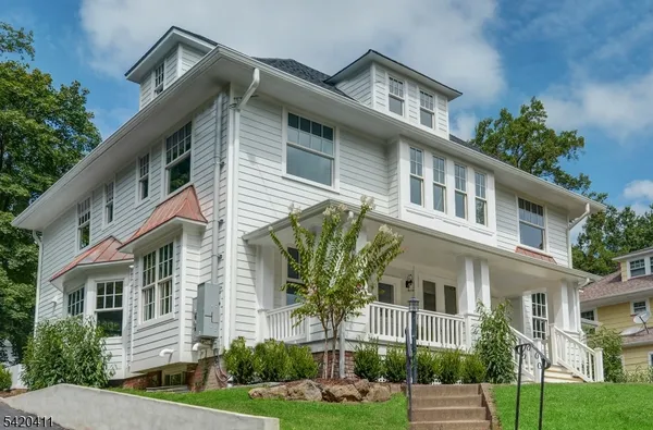 $1,060,000 | 89 Maplewood Avenue, Unit 1, Maplewood, NJ 07040