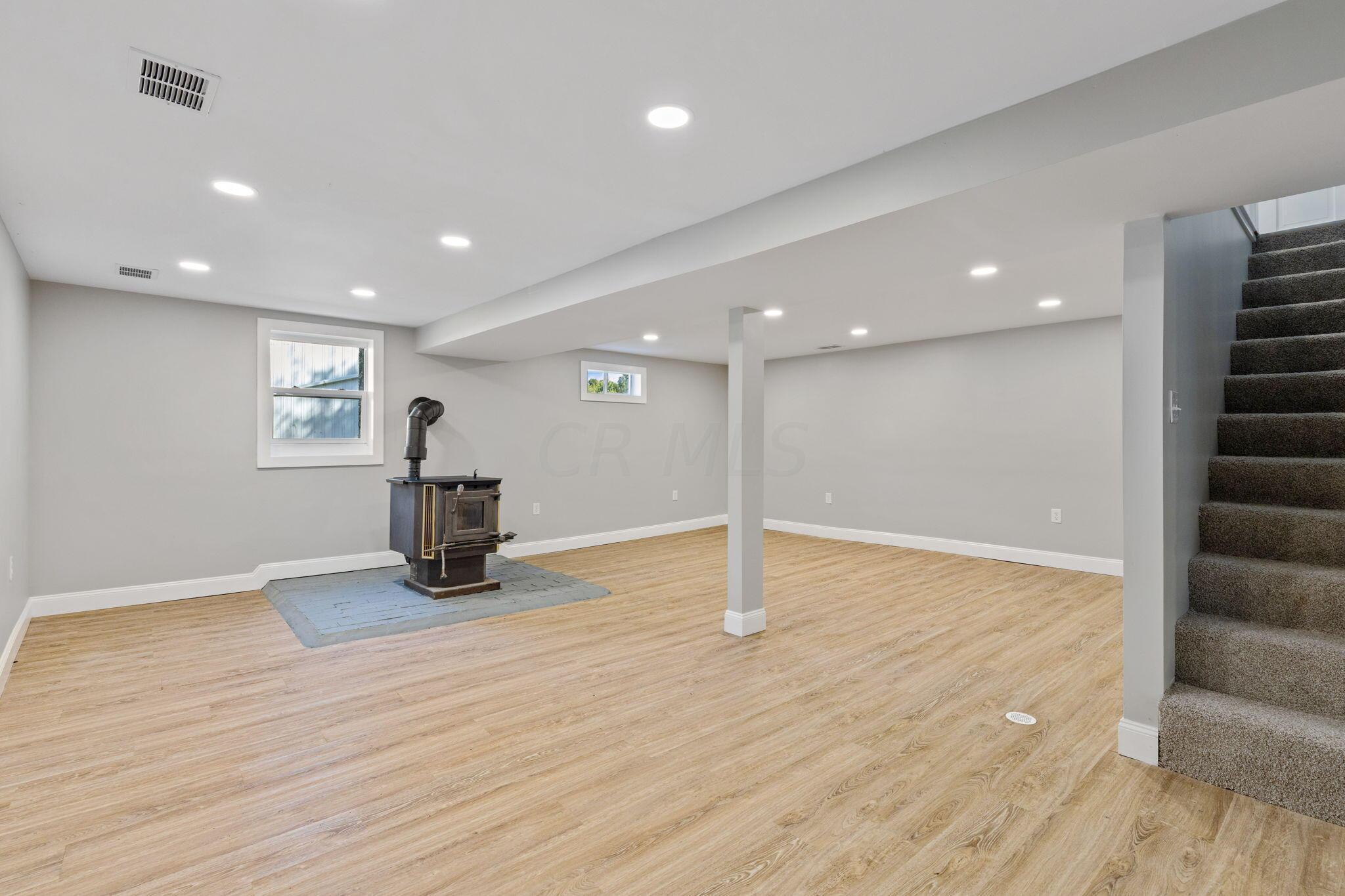 22195 Cliff Road Rockbridge, OH 43149 - Photo 29 of 66 LL Rec Room - 22195 Cliff Road, Rockbridge, OH 43149
