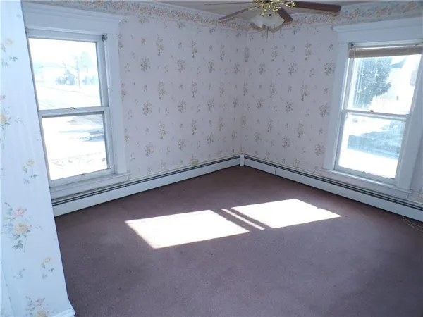 $124,900 | 429 Main Street, Callensburg, PA 16213