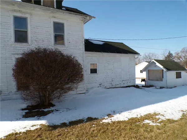 $124,900 | 429 Main Street, Callensburg, PA 16213