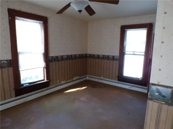 $124,900 | 429 Main Street, Callensburg, PA 16213