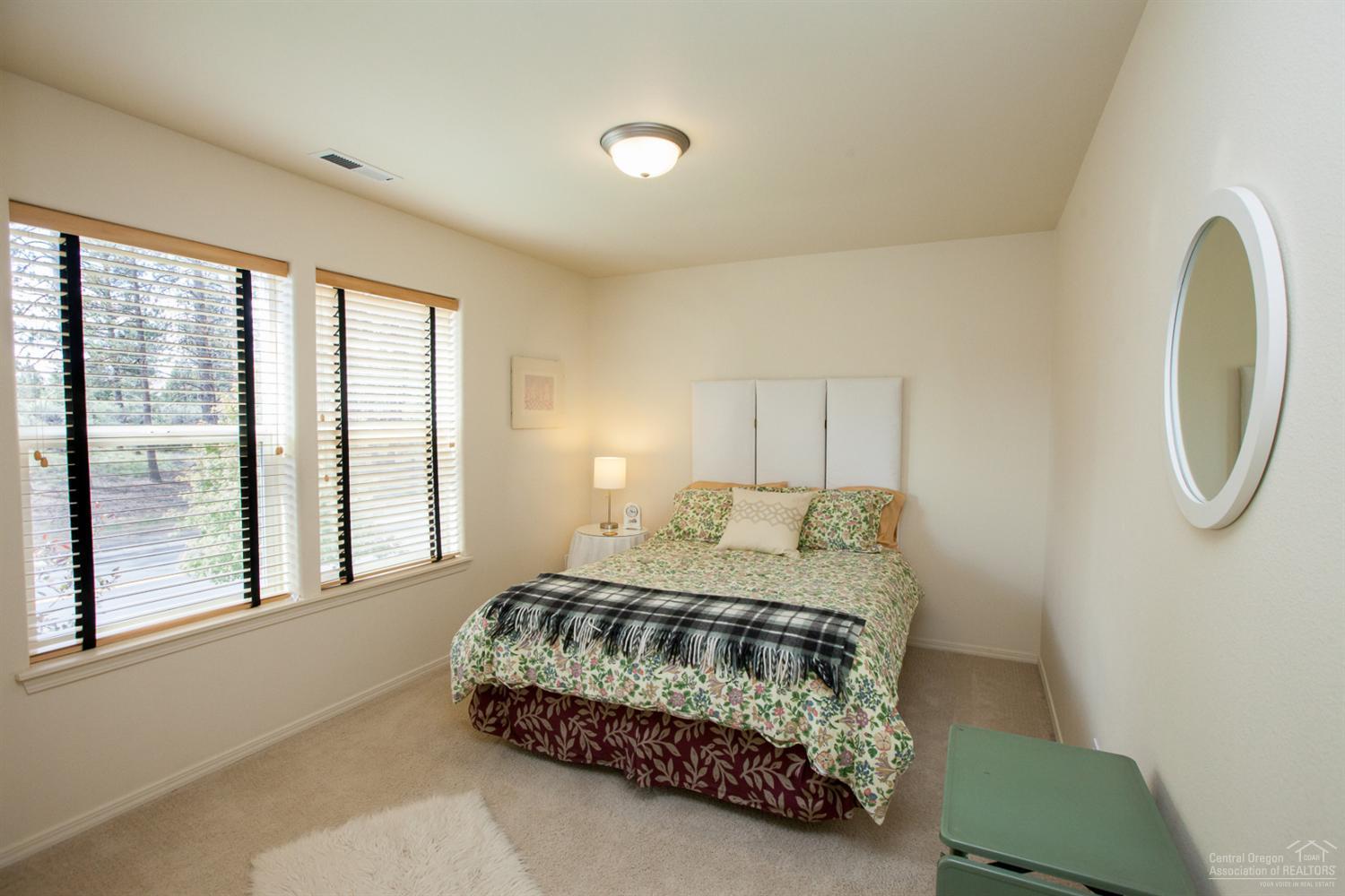 20426 Murphy Road Bend, OR 97702 - Photo 12 of 17 Additional Photo