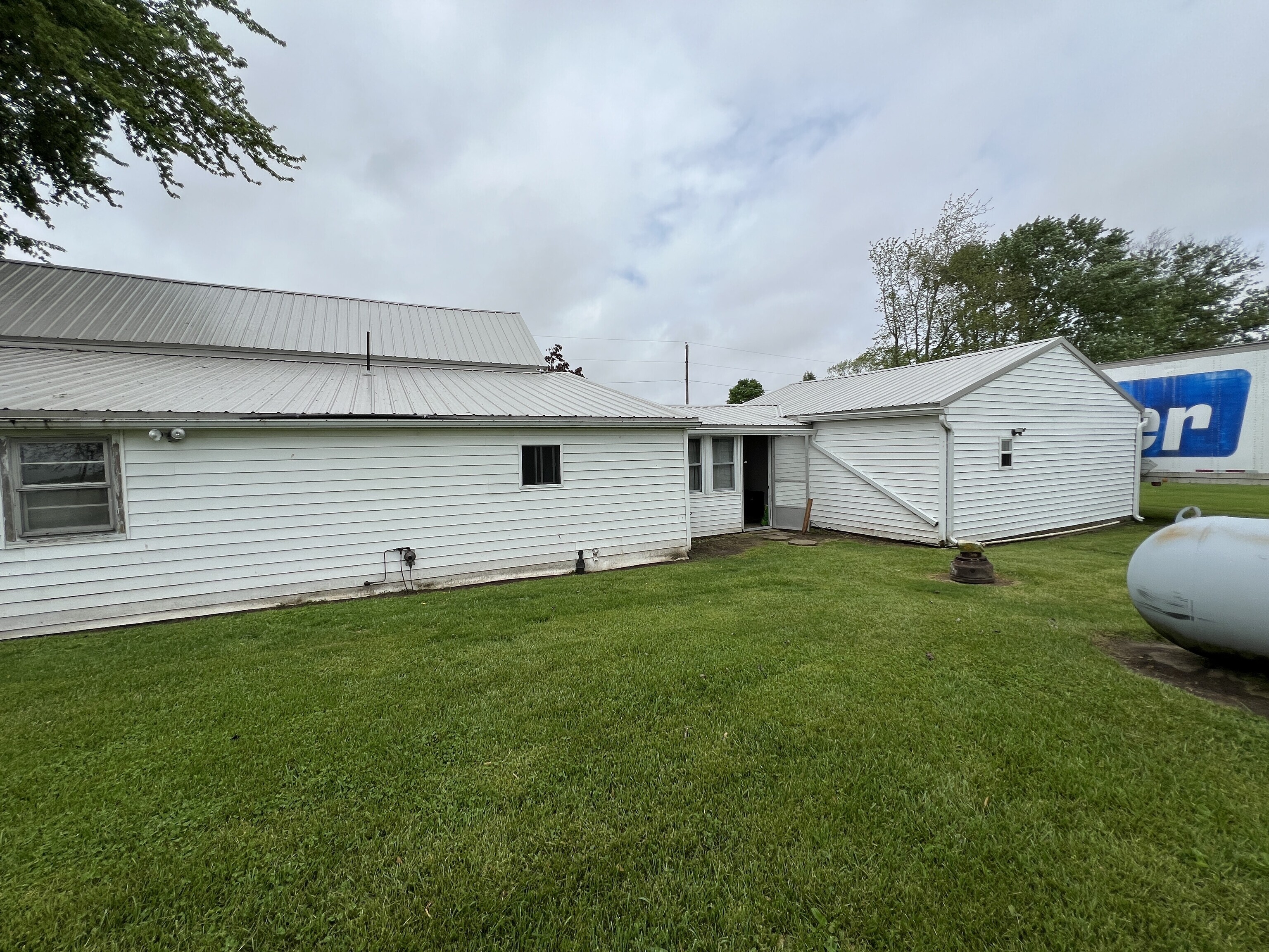 76 South Messick Road New Castle, IN 47362 - Photo 11 of 12 Gallery Image 11