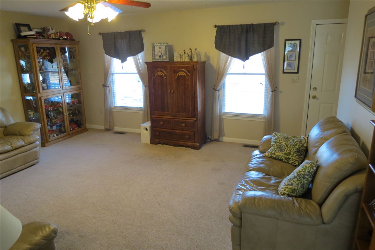 132 Burgess Road Gaffney, SC 29341 - Photo 4 of 25