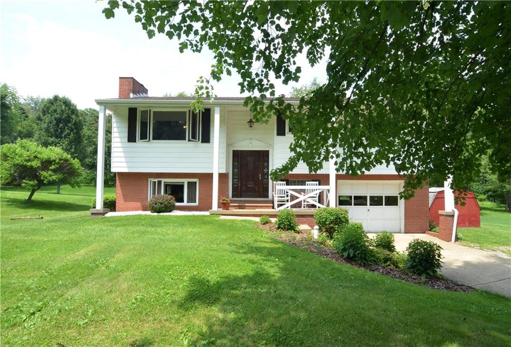 176 Hall Road Aliquippa, PA 15001 - Photo 2 of 16 Gallery Image 2