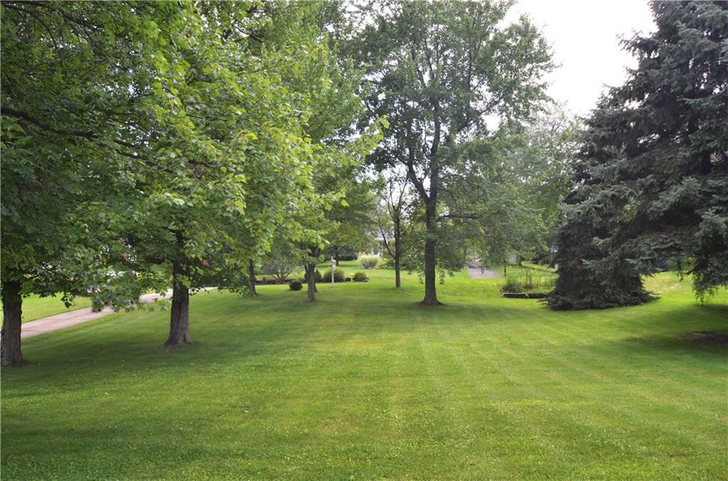176 Hall Road Aliquippa, PA 15001 - Photo 3 of 16 Gallery Image 3