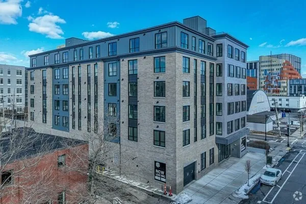 $3,100 | 365 Western, Unit 406, Boston, MA 02135