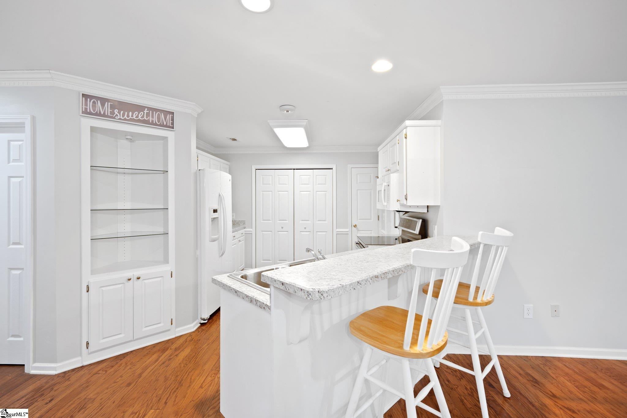 112 Rashford Way Simpsonville, SC 29681 - Photo 7 of 27 Gallery Image 7