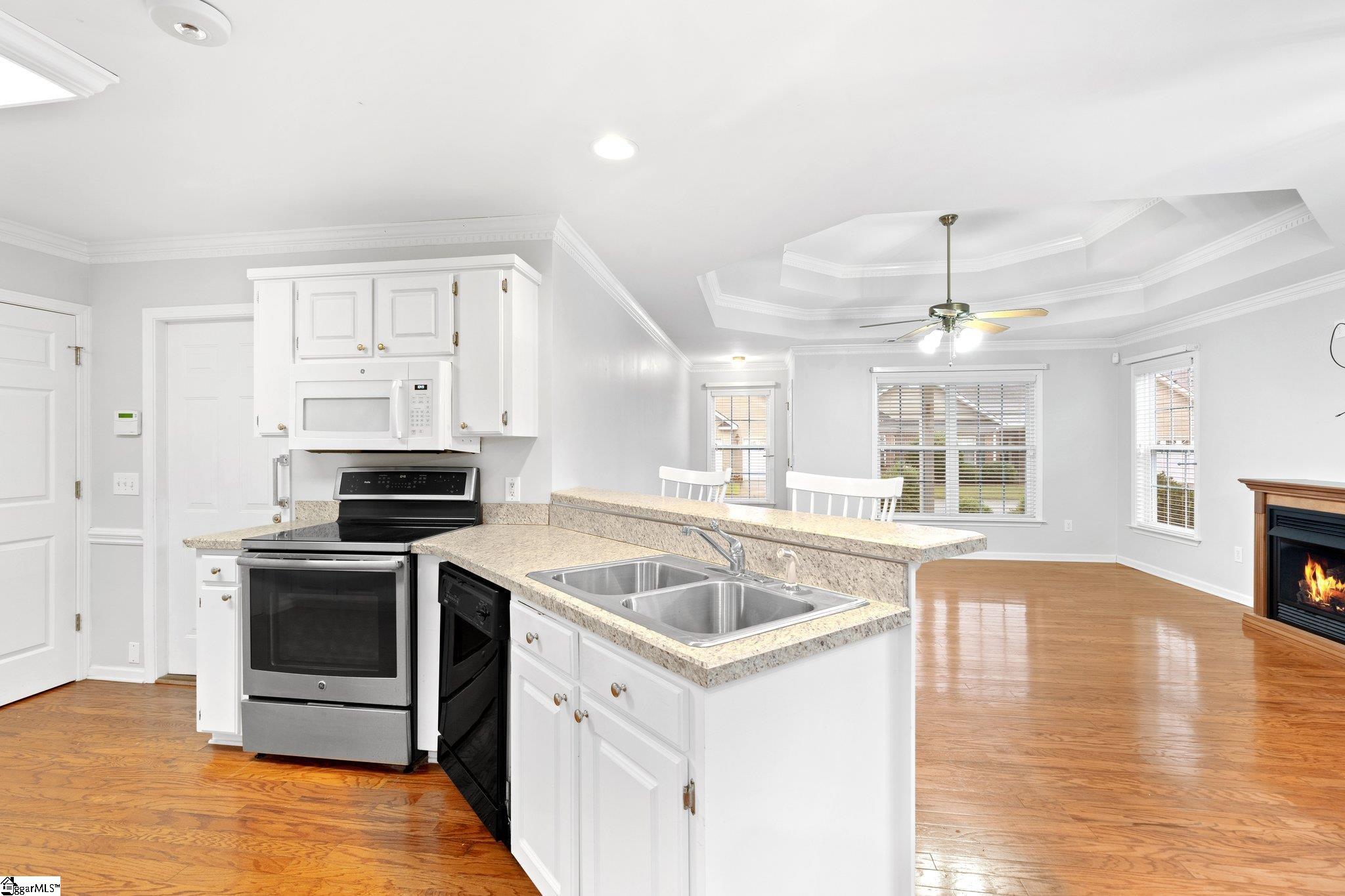 112 Rashford Way Simpsonville, SC 29681 - Photo 9 of 27 Gallery Image 9