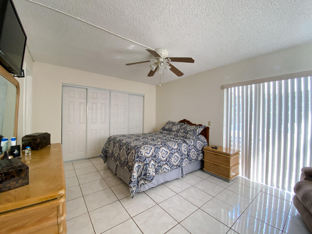935 Flanders T Delray Beach, FL 33484 - Photo 8 of 13 Bedroom