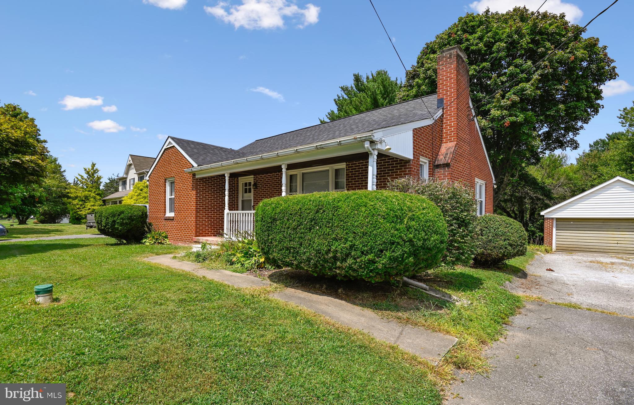 714 Deer Park Road Westminster, MD 21157 - Photo 1 of 33 Gallery Image 1