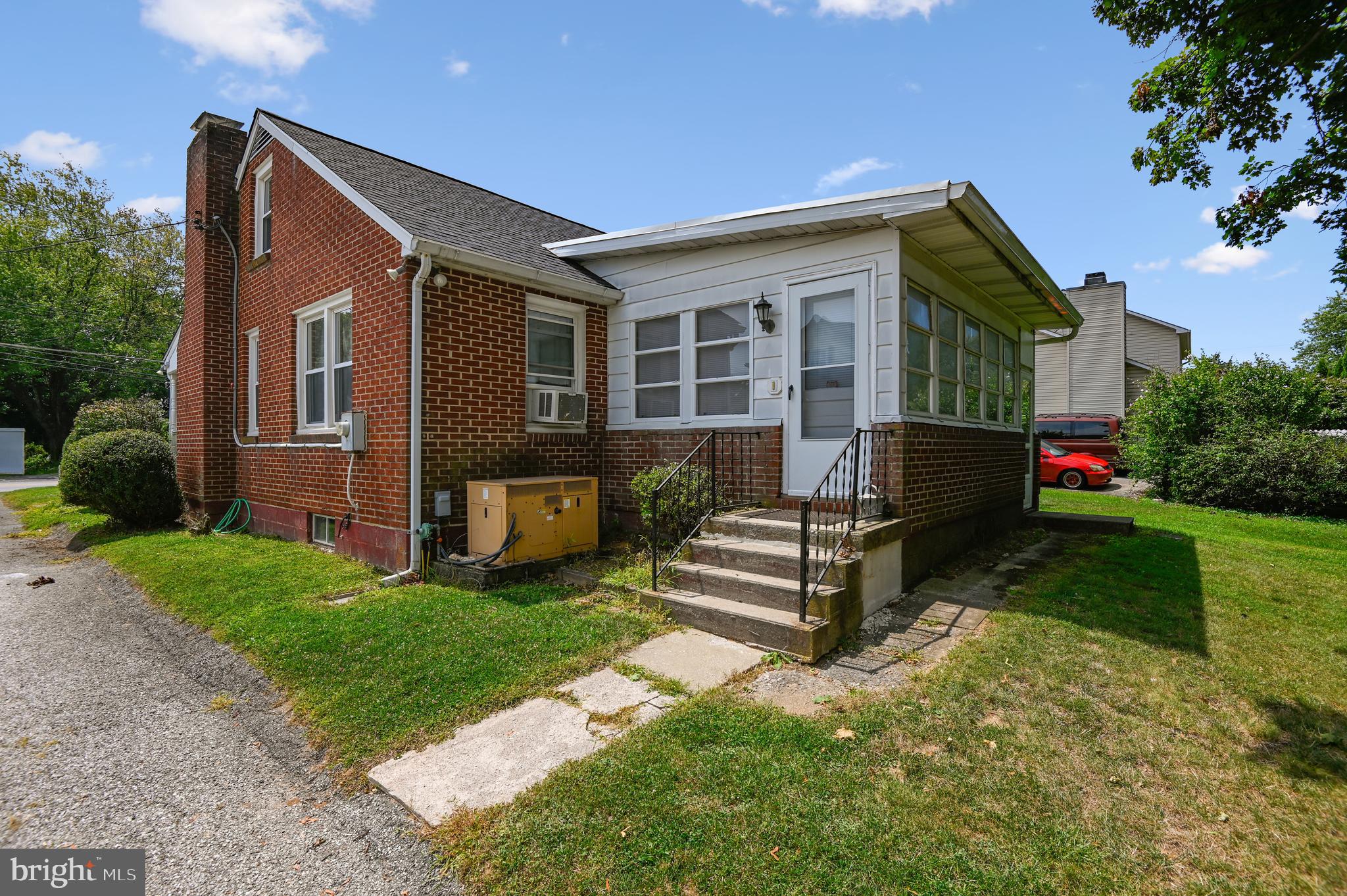 714 Deer Park Road Westminster, MD 21157 - Photo 2 of 33 n til 2