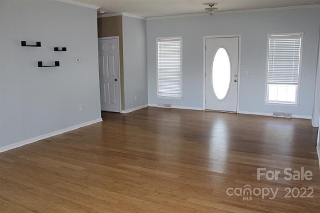 498 Justice Ridge Road Candler, NC 28715 - Photo 3 of 19 Gallery Image 3