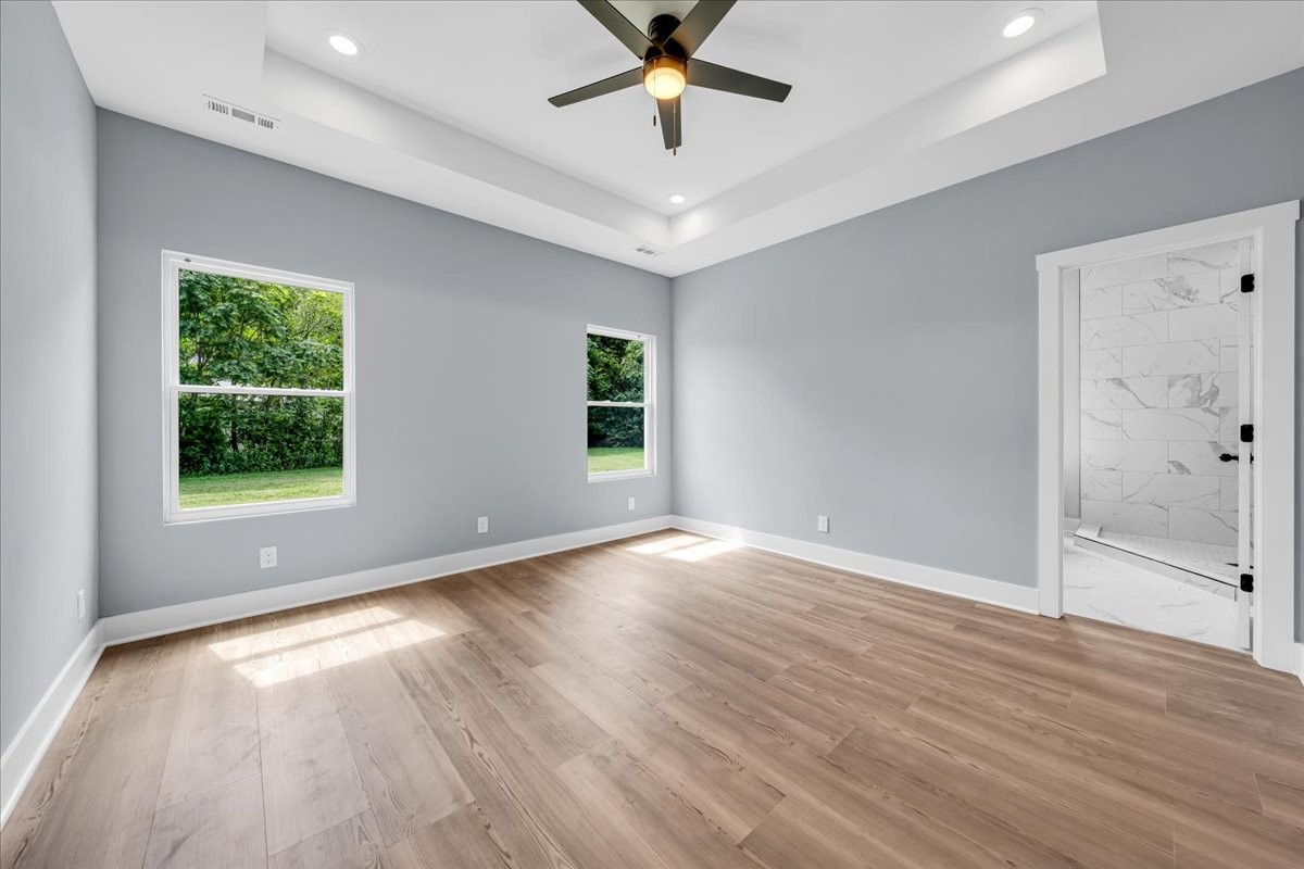 25 Lookout Drive Winchester, TN 37398 - Photo 31 of 61 wooden floor in an empty room with a window