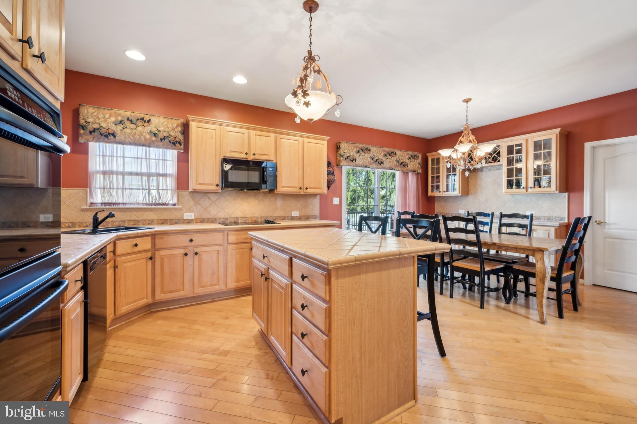 2 Equestrian Lane Cherry Hill, NJ 08003 - Photo 9 of 68