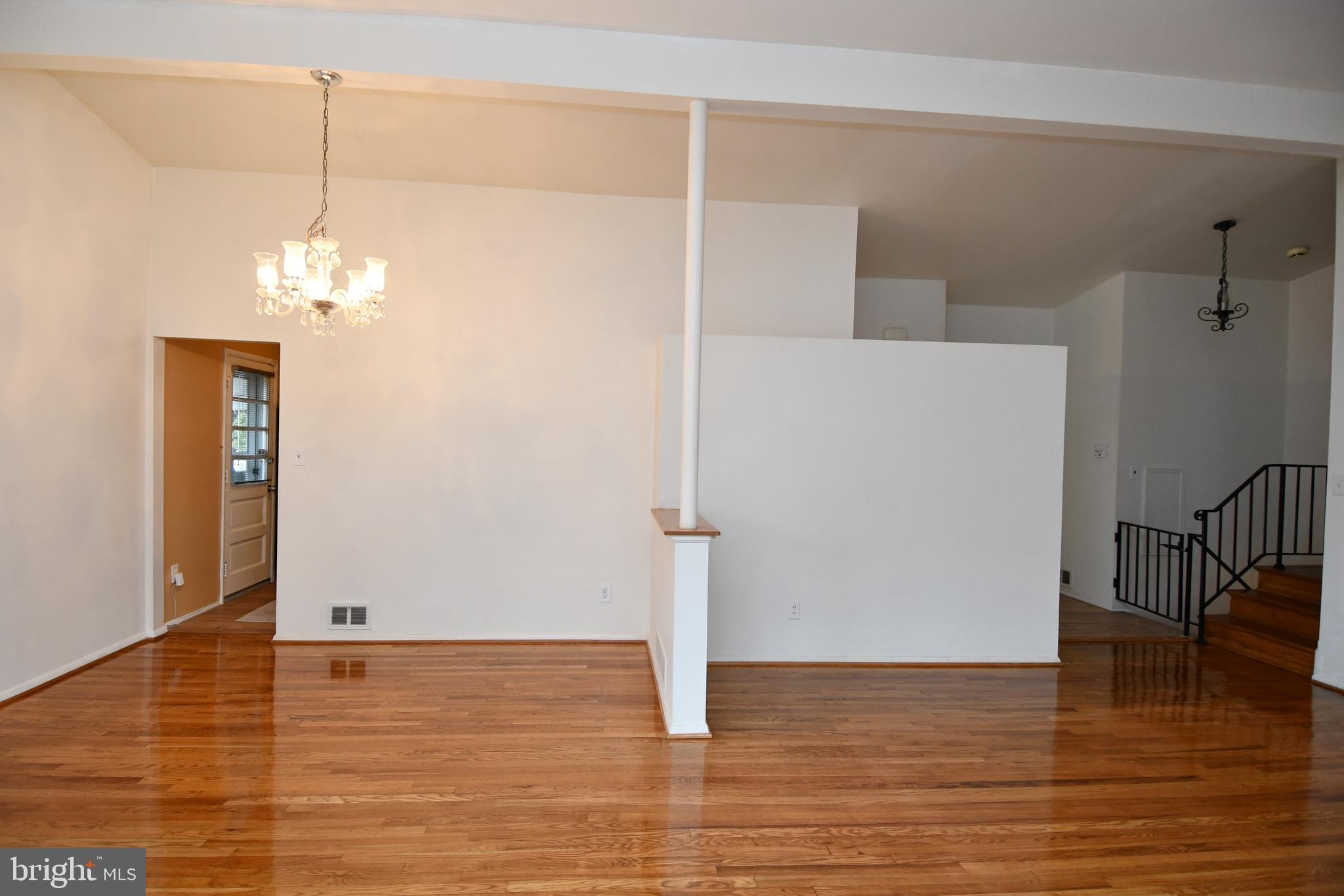 6802 Old Pimlico Road Baltimore, MD 21209 - Photo 12 of 37