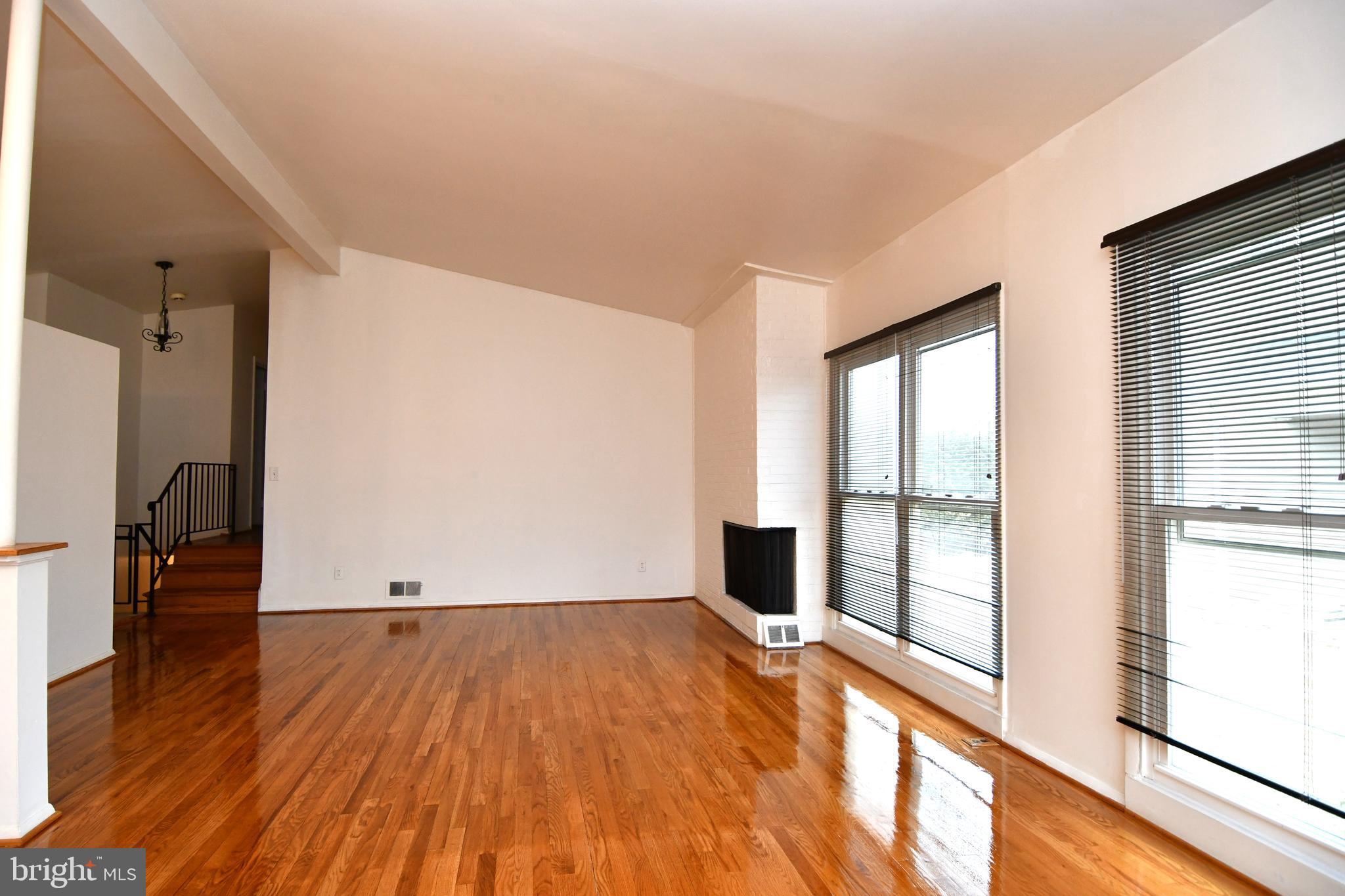 6802 Old Pimlico Road Baltimore, MD 21209 - Photo 13 of 37