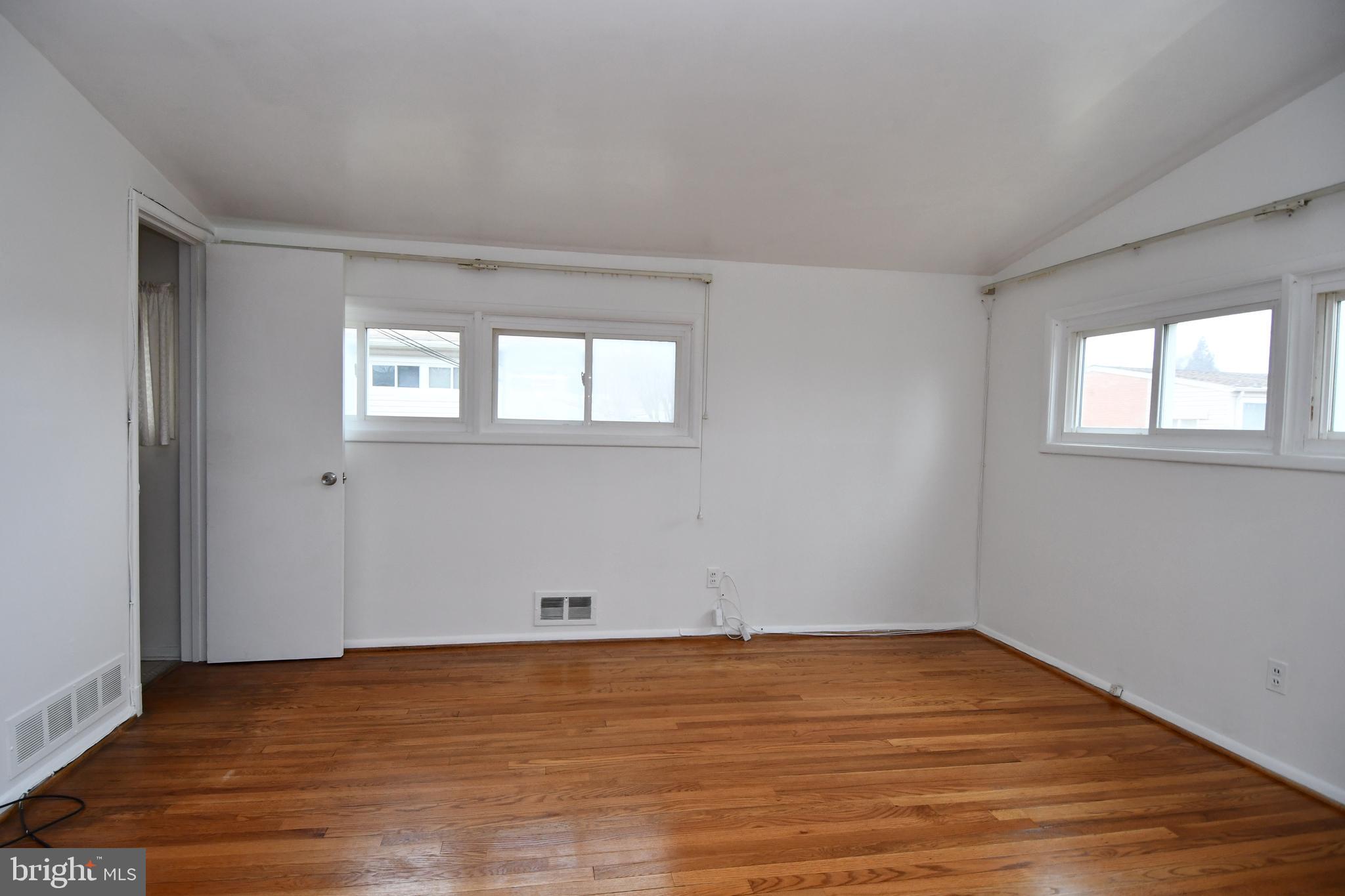 6802 Old Pimlico Road Baltimore, MD 21209 - Photo 18 of 37