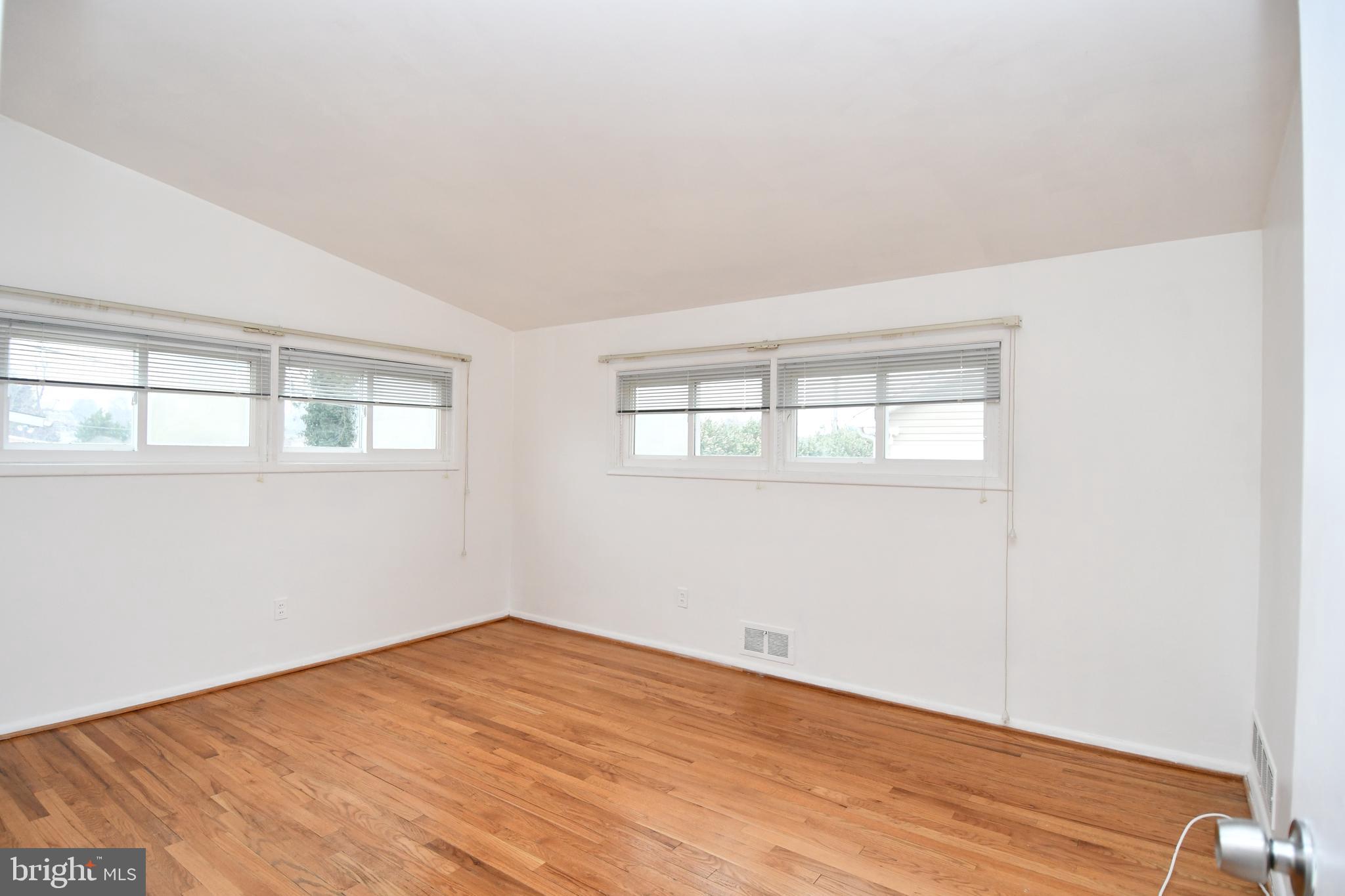 6802 Old Pimlico Road Baltimore, MD 21209 - Photo 19 of 37