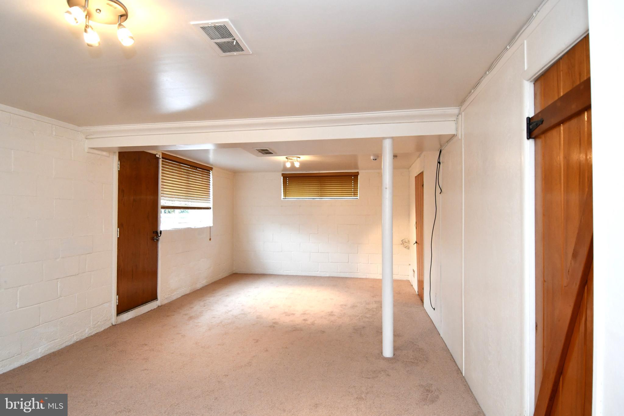 6802 Old Pimlico Road Baltimore, MD 21209 - Photo 29 of 37